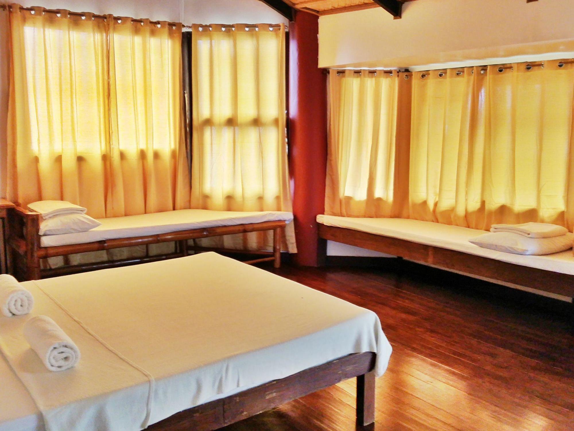 Planet Dive Hotel Mabini  Exterior foto