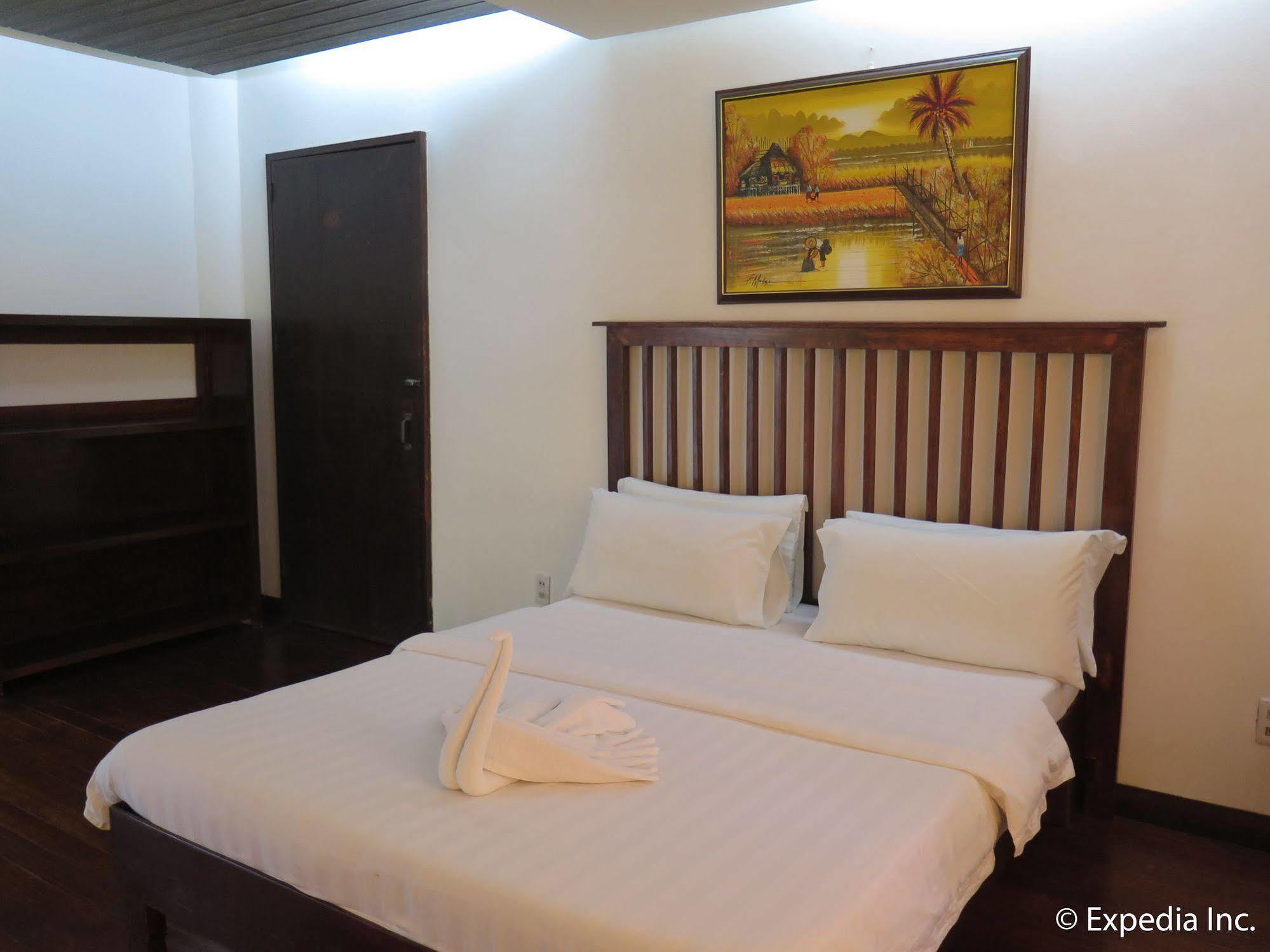 Planet Dive Hotel Mabini  Exterior foto