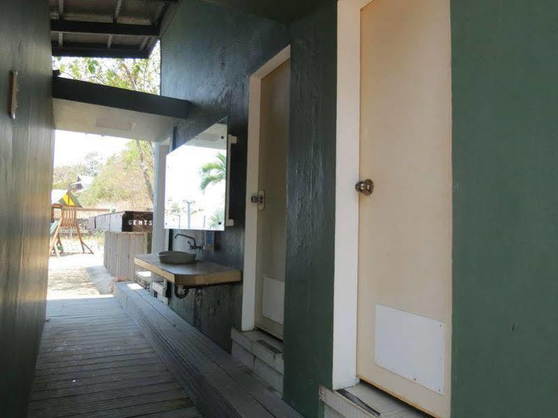 Planet Dive Hotel Mabini  Exterior foto